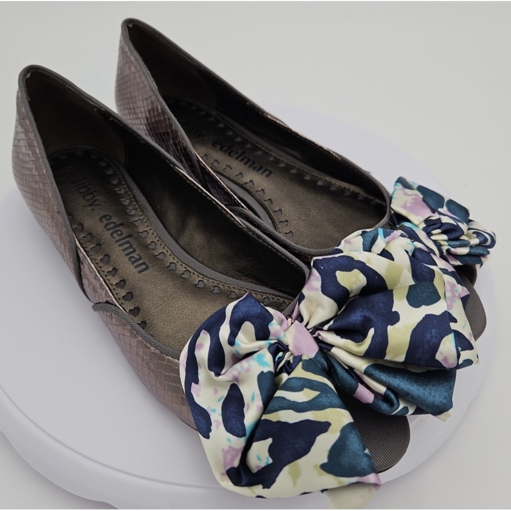 Libby Edelman Kendra Flats Ballet Shoes Peep Toe Slip On Bow Gray Snakeskin NWOB